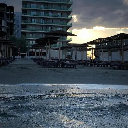 La Mare 4 Persoane Mamaia Nord *